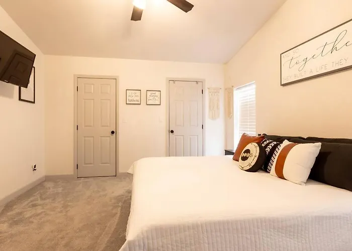 Families & Pets! Hot Tub, Playground, Gym & More! Holiday home Pinetop-Lakeside