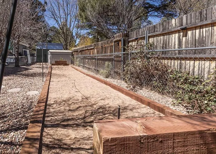 Holiday home Families & Pets! Hot Tub, Playground, Gym & More! *